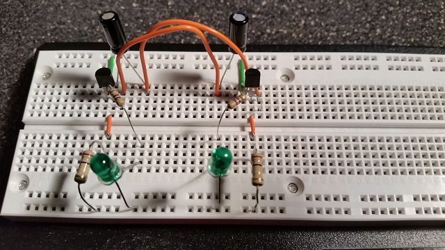 Hướng dẫn tạo mạch đèn LED nhấp nháy đơn giản