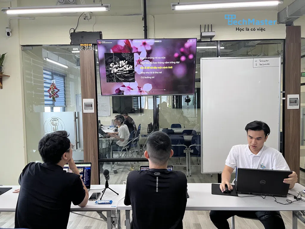 Học viên bảo đồ án