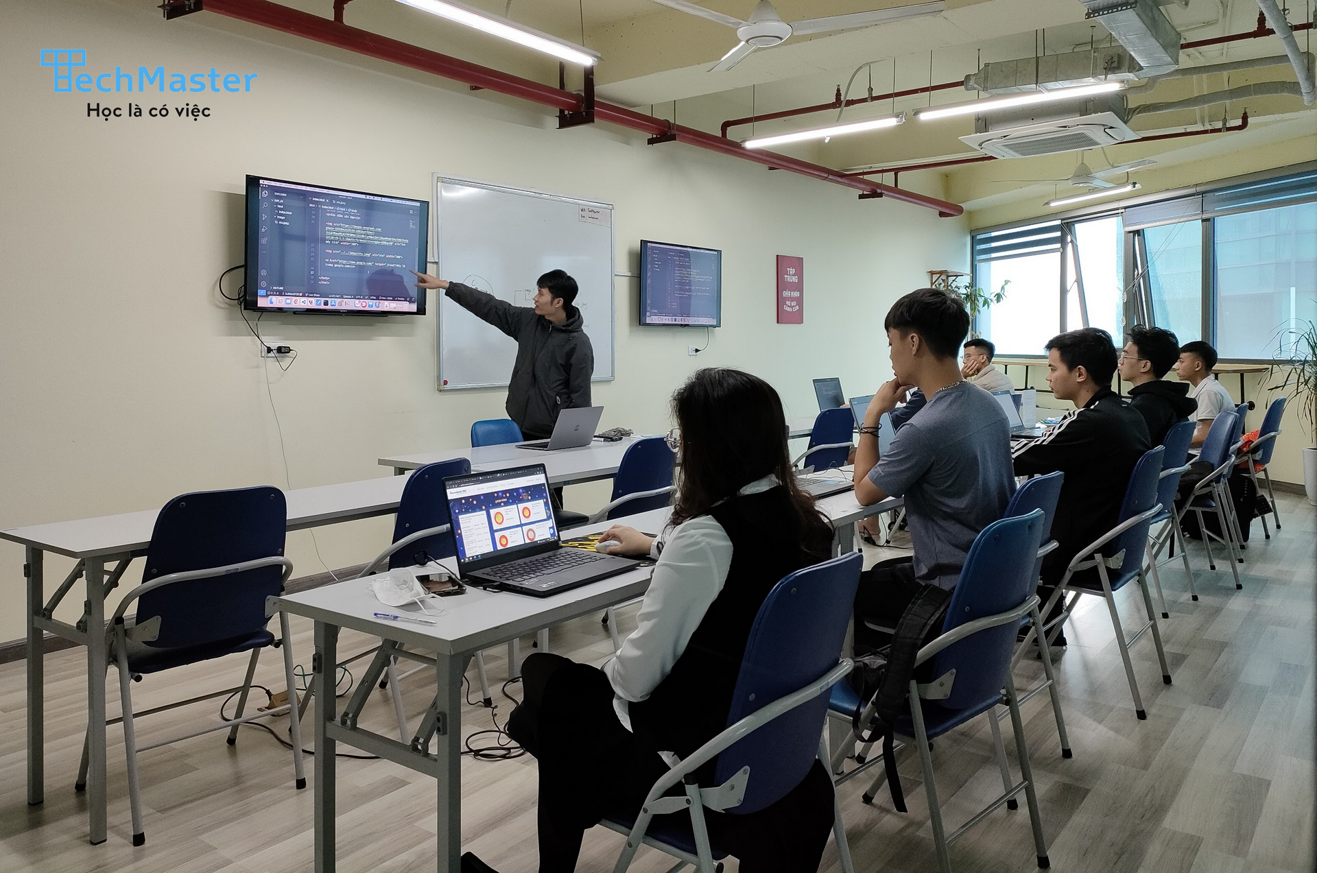 [Techmaster Vietnam] Khai giảng lớp Web Frontend + React.js tháng 10/2021